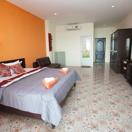 Sea Breeze Guest House Cha-Am Exterior foto